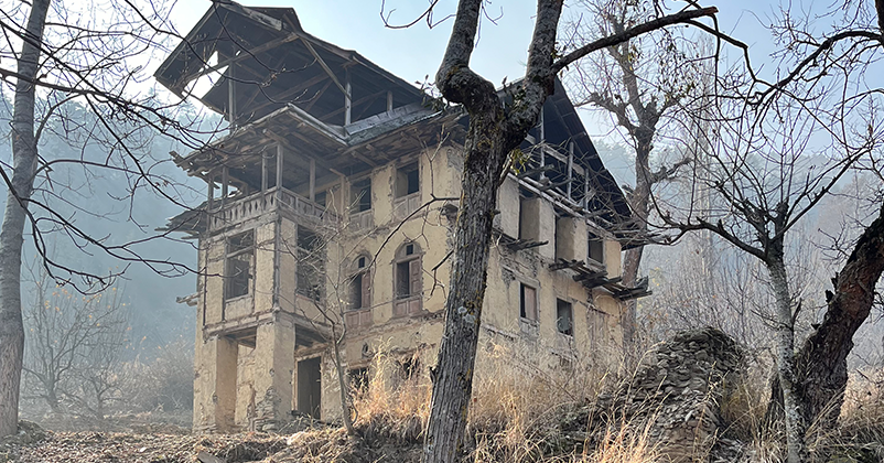 A Ruin that was once the Abode of a Happy Kashmiri Hindu Family